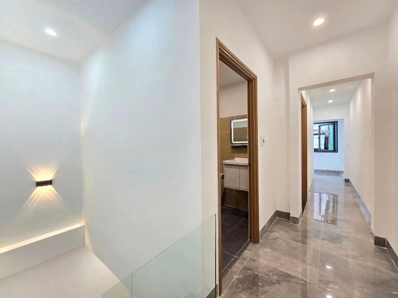 ♣ Nhà Kiệt 179 Nguyễn Văn linh, gần đường chính, 48m2, 2 tầng mới đẹp, 3.45 tỷ - Ảnh 4